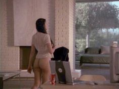 Голая Кари Вурер в фильме «Паутина» фото #9