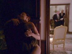 Голая Кари Вурер в фильме «Паутина» фото #18