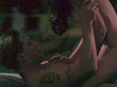 Голая Кари Вурер в фильме «Паутина» фото #22