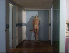 Голая Карла Соларо в фильме «Главная девочка» фото #4