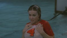 Кармен Электра засветила грудь в фильме «Дочь моего босса» фото #3