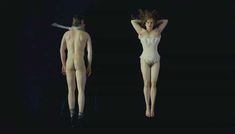 Голая Катажина Фигура в фильме «Мёртвая награда» фото #1