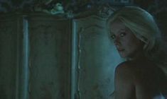 Голая Катрин Денёв в фильме «Дикарь» фото #1