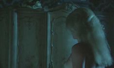 Голая Катрин Денёв в фильме «Дикарь» фото #3