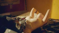 Голая Катрин Коркоран в фильме «Атомная школа. Возвращение. Часть 1» фото #2