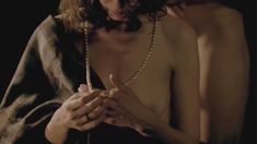 Голая Катрина Балф в сериале «Чужестранка» фото #21