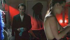 Голая Катя Винтер в фильме «Ночные наркоманы» фото #3