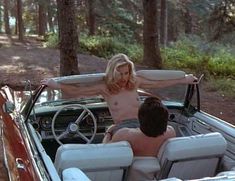 Голая Кейт Вернон в фильме «Опасное прикосновение» фото #6