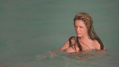 Голая Келли Брук в фильме «Секс ради выживания» фото #7