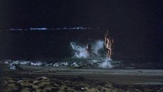 Голая Келли Брук в фильме «Секс ради выживания» фото #13