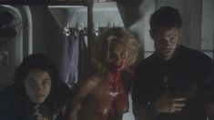 Голая Келли Карлсон в фильме «Звездный десант 2. Герой федерации» фото #8