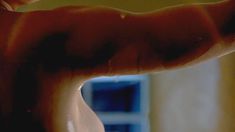 Голая Келли МакГиллис в фильме «Свидетель» фото #1