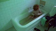 Голая Керри Фокс в фильме «Ангел за моим столом» фото #2