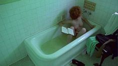 Голая Керри Фокс в фильме «Ангел за моим столом» фото #4