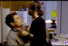 Голая Киган Коннор Трейси в сериале «Попрошайки и выборщики» фото #11