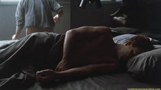 Голая Ким Бейсингер в фильме «Первые 9 1.2 недель» фото #18