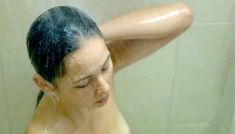 Голая Кимберли-Роуз Уолтер в фильме «Три» фото #11