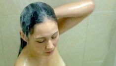 Голая Кимберли-Роуз Уолтер в фильме «Три» фото #12