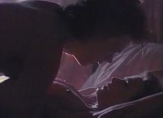 Голая Кира Седжвик в фильме «Пираты» фото #3