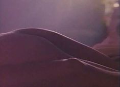 Голая Кира Седжвик в фильме «Пираты» фото #5