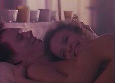 Голая Кира Седжвик в фильме «Пираты» фото #8