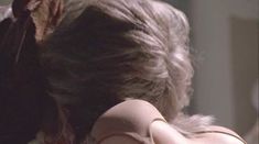 Грудь Коллин Порш в фильме «Охота на демонов» фото #4