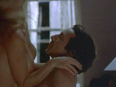 Голая Конни Нильсен в фильме «Невинные» фото #2