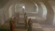 Полностью голая Коринн Клери в фильме «История О» фото #25