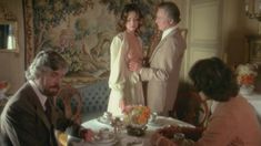 Полностью голая Коринн Клери в фильме «История О» фото #77