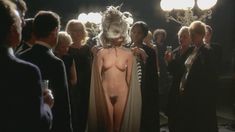 Полностью голая Коринн Клери в фильме «История О» фото #90