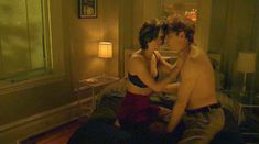 Кортни Кокс засветила грудь в фильме «Заповеди» фото #1