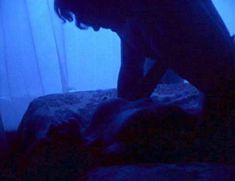 Голая Криста Аллен в фильме «Эммануэль. Урок наслаждения» фото #12