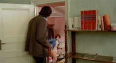 Совершенно голая Кристин Буассон в фильме «Идентификация женщины» фото #5