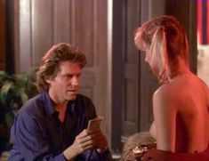 Голая Кристина Уолкер в фильме «Банк спермы» фото #1