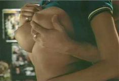 Страстная Кэрри Уэсткотт снялась голой в сериале «Эротические признания» фото #2