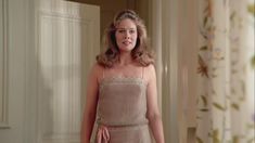 Кэтлин Тёрнер засветила соски в фильме «Мозги набекрень» фото #1