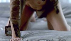 Голая Кэтрин Картлидж в фильме «Клэр Долан» фото #5