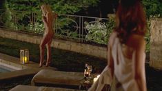 Голая попка Кэтрин ЛаНаса в сериале «Супружеский долг» фото #1