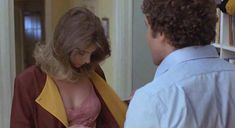 Голая Кэтрин Харольд в фильме «Современный роман» фото #6