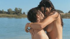 Голая Лайн Рени в фильме «Коллекционер» фото #4