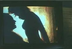 Голая Лара Флинн Бойл в фильме «Прошедшее время» фото #7