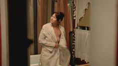 Голая Лаура Рэмси в фильме «Ты здесь» фото #4