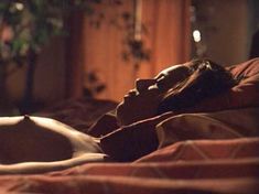 Голая Лекса Дойг в фильме «Без алиби» фото #1