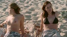 Голая Ленка Крипач в фильме «Потерявшиеся» фото #6