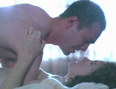 Голая Лесли Хоуп в фильме «Париж, Франция» фото #15