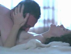 Голая Лесли Хоуп в фильме «Париж, Франция» фото #16