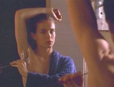 Голая Лесли Хоуп в фильме «Париж, Франция» фото #26