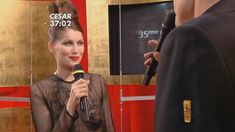 Засвет Летиции Касты на кинопремии «Сезар» фото #1