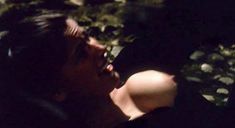 Голая Летиция Каста в фильме «Цыган» фото #6