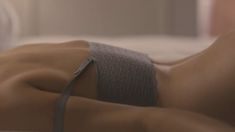 Голая Лив Тайлер в фильме «Цена страсти» фото #6